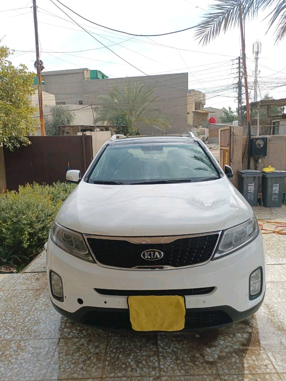 للبيع او مراوس  كيا سورنتو 2015 كويتي
بغداد مشروع وطني 
 
محرك 6 سلندر 3.5

مواصفات فول  1/1
شاشة الدشبول دجتل مو كيجات
بنراما
بصمه تشغيل 
بصمة بيبان
بصمة صندوق
لد أمامي 
لد خلفي
اناره ترحيب باليدات
حساس امامي 
حساس خلفي
كشنات كهربائية
كشن تدفئه + تبريد
داخل صاج
بلوتوث
بردات بلادي
7 راكب 
3 قطع تبريد 
تحكم ستيرن 4 جهات 
مانع انزلاق 
مري شفط 
اشاير مري
كاميرا بلاد وشاشة بدشبول
صدر جديد وحداديه وتايرات تخم 2026

علما سيارة بيها صفحة وجاملغ
مكاني بغداد
السعر 145 وقابل للتفاوض
***********