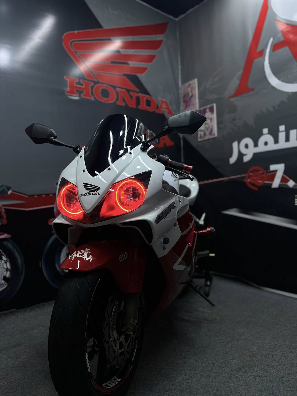 حلوه لبيع Honda F4i 600cc♥️🤍
مكينه كير كفاله تجي تفحص ♥️🤍

تايرات زوج جدد🤍

زنجيل جديد🤍

بكره زنجيل جديده🤍

واقيه زنجيل تزويد 🤍

فيت بم جديد 🤍

مجاول جدد وبلكات NGK اصلي جديد دسكات امامي خلفي جديد فلنجه خلفيه رياضي مشيفه 

اماميه فلنجه تزويد أراشي منضومه زنون LED اسوارات عيون داخل مازده شغل درجه أولى بكلايت خلفي حديث LED خليه قاعده رقم سويجات 2 باتري جديد سلايدرات رياضي مري مال حديث 

سعر33وبيه مجال لشراي مكاني كربلاء 

***********
