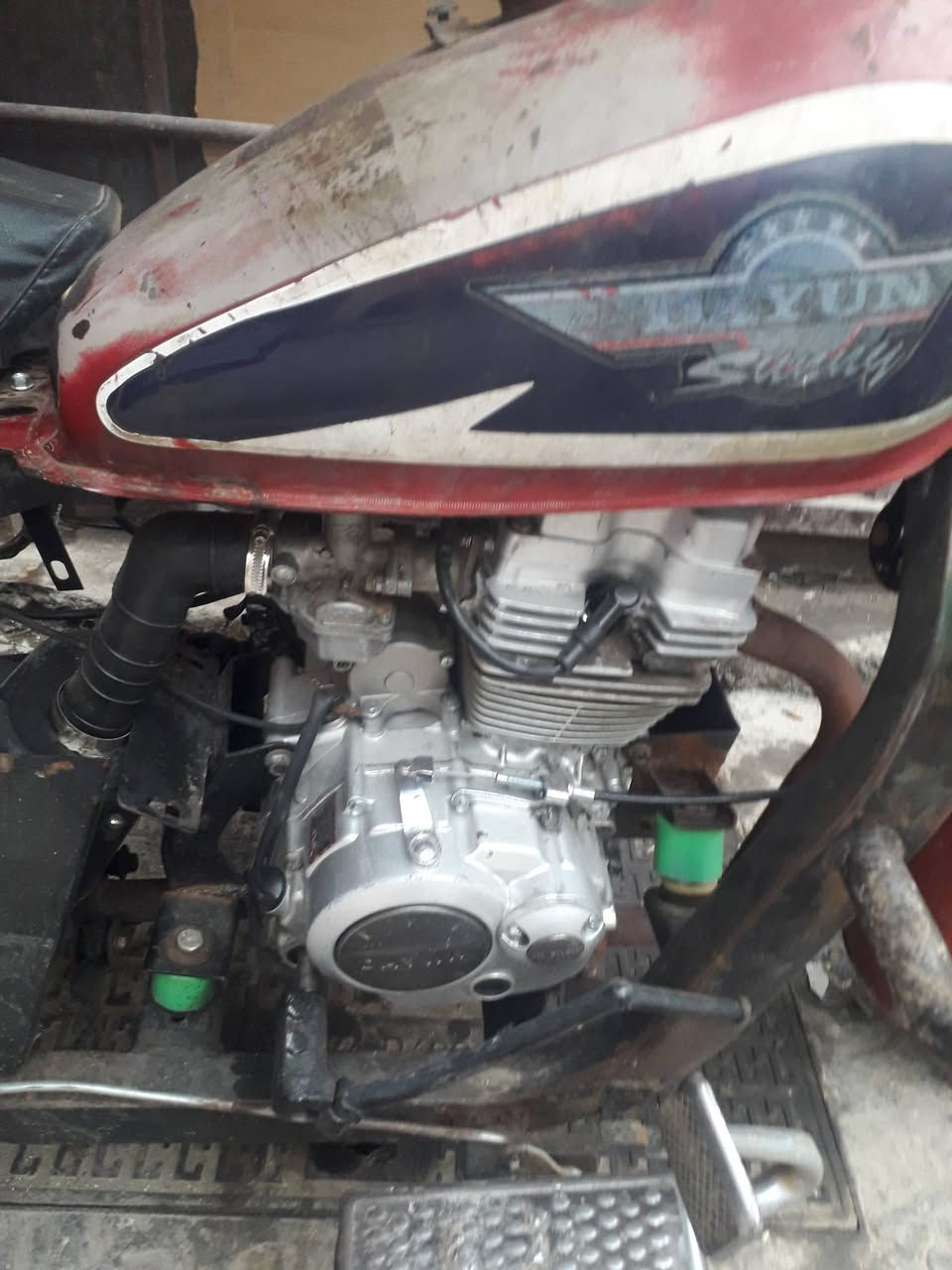 السلام عليكم ستوته جاهزه كهرباء كلها  شغاله سلف لايت عالي وناصي اشاير باتري جديد  تاير جديد جوبلس  خير من الله  مال شغل وكراب مكاني باب المعظم *********** نفس رقم على ستوته السعر قفل مليون وميتين قفل بدون عملة
