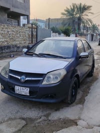 ام كي • ٢٠١٢ • مكفولة