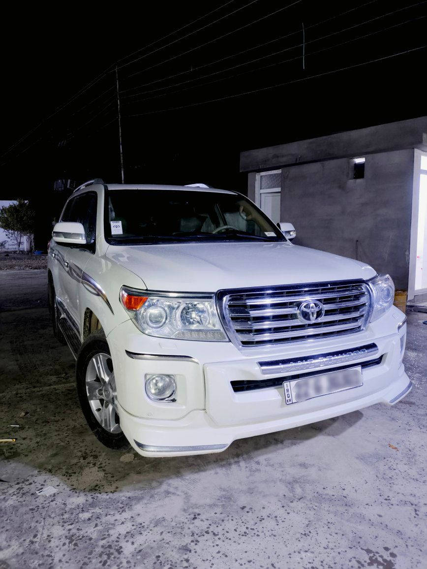 بسم الله ماشاء الله 
‏TOYOTA - LAND CRUISER
محلية الدار حالة الدار أن شاء الله
‏الموديل :2013/1 🔥
الفئة : G.X.R
 اللون : أبيض
قوة المحرك : V8. 46  
العداد : 220.000 KM🔥
المواصفات : فل الفل ✔️

هناك منطقتان باردتان


**إذا كنت صاحب هذا الإعلان وتريد حذفه لأي سبب، رجاءا أرسل رسالة إلى الدعم الفني**