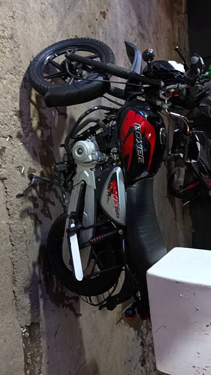 سلام عليكم بوكسر جبلي موديل 2024 ماشيه 18 الف حقيقي
رقم اربيل 
مستعجل على بيعتهة 
السعر 2500 وبيهة مجال 
مكان الدراجه حي اور او بلمنصور 
رقم ***********
