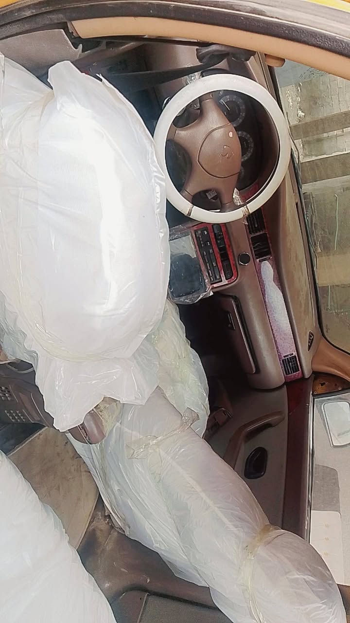 سلام عليكم اخوان هاي سيارة سمد  للبيع سيارة. صاحبهة يريد تحويل خير من الله كهربايات شغالة دواخل كلة نضيف صدر نص عمر  سيارة رايدهة 26بيهة مجال مكان سيارة ديالى


**إذا كنت صاحب هذا الإعلان وتريد حذفه لأي سبب، رجاءا أرسل رسالة إلى الدعم الفني**