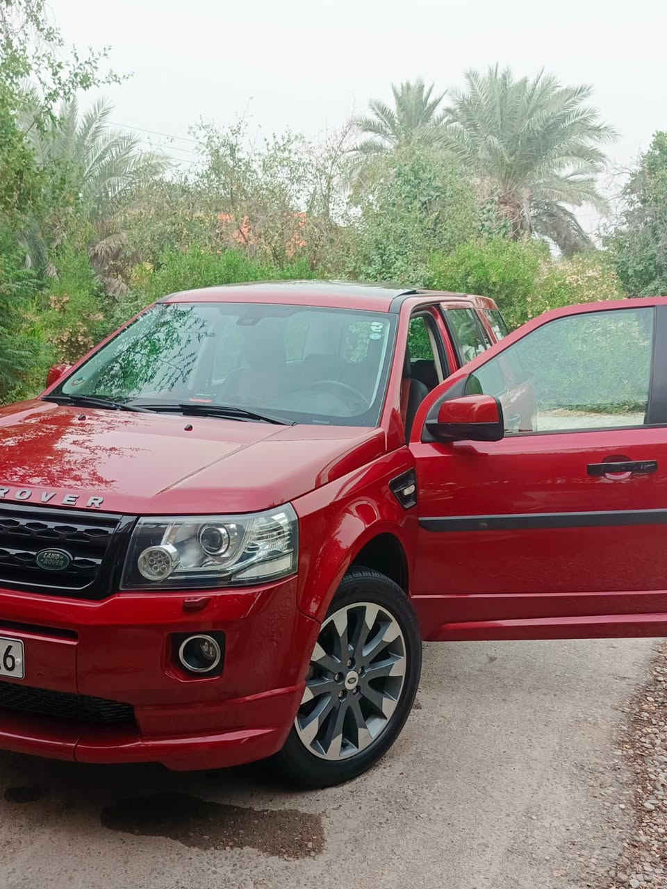 1/1 فول كامل مواصفات .. 
للبيع.. 
مكفولة كفاله عامه من صبغ وتبديل والبارد 
سياره قديمه عندي سياره جديده بمعنى الكلمه
السيارة خليجية وكالة سردار مكفوله كفاله عامه
سيارة باسمي .. 
المواصفات ..
١- حساسات امامية وخلفية .
٢- كامرة خلفية .
٣- محرك 2000 تيربو بانزين 
٣- كير محرك مكفول 
٤- لايت زنون تحكم عادي و اوتو + زراكات ماء تنظيف .
٥- اشاير بالمري + مري شفط + حساس ضوء مضلل بالمري الجانبية والداخلية .
٦- كراسي جلد شركة وتحكم كهرباء وذاكرة خزن (ميموري) .
٧ - تبريد ثلج 
٨- حساس ماسحات جامة امامية وجامة خلفية .
٩- تحكمات استيرن كاملة + تحكمات وتثبيت سرعة .
١٠- سلايت روف قطعتين .
١١- تخم وسبير تايرات جديد .
١٢ - اربعة انظمة قيادة (غابات + ثلوج + عادي + صحراء ) . 
١٣- حجر بيئة بلادي مامبدل وبحالة جيدة جداً .
١٤ - شاشة دجتال + ديفيدي + بلوتوث + ايواكس . (بلادي)
١٥ - السيارة تشغيل بصمة 
١٦ - الجام فول اوتو .
١٧- السيارة سنوية وهزة جديد . 
18_رقم سليمانيه بسمي

مكان السيارة ديالى لاتصال ***********
 
السعر 160ورقة وبها مجال جدا بسيط حق الضيافة .. مرواس حسب قناعه
