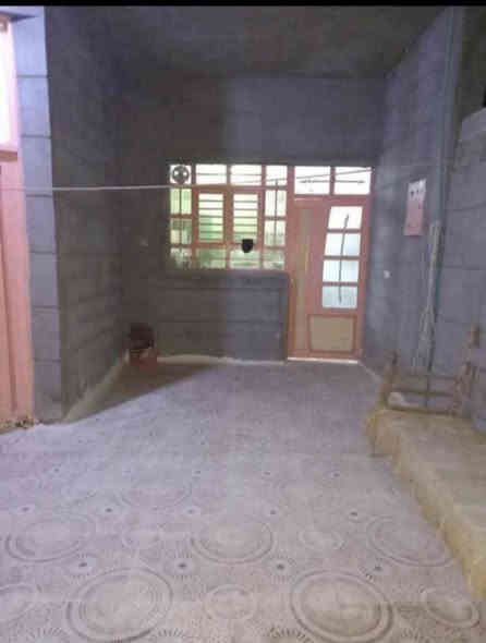 دار للبيع 
مساحة 165 متر 
بناء بلوك 
بيت مرتب 
خدمات كامله ماء كهرباء 
شارع 10 قريب عل تبليط
مكون الدار من طابق ونص
يحتوي علا كراج سياره ومطبخ وستقبال
وغرفة نوم وحدة ومنور وحمام 
وفوك فقط بيتونة وغرفة نوم وحدة

سعر الدار 38 وبي مجال بسيط 

العنوان الأنبار فلوجة حي المختار 
قرب سيطرة المختار الي صايرة بنهيت المقبرة الأسلامية

اي ستفسار الأتصال علا الرقم 

***********  ➡️اتصال 📲
 ***********➡️اتصال 📲
*********** ➡️واتساب فقط 📲
