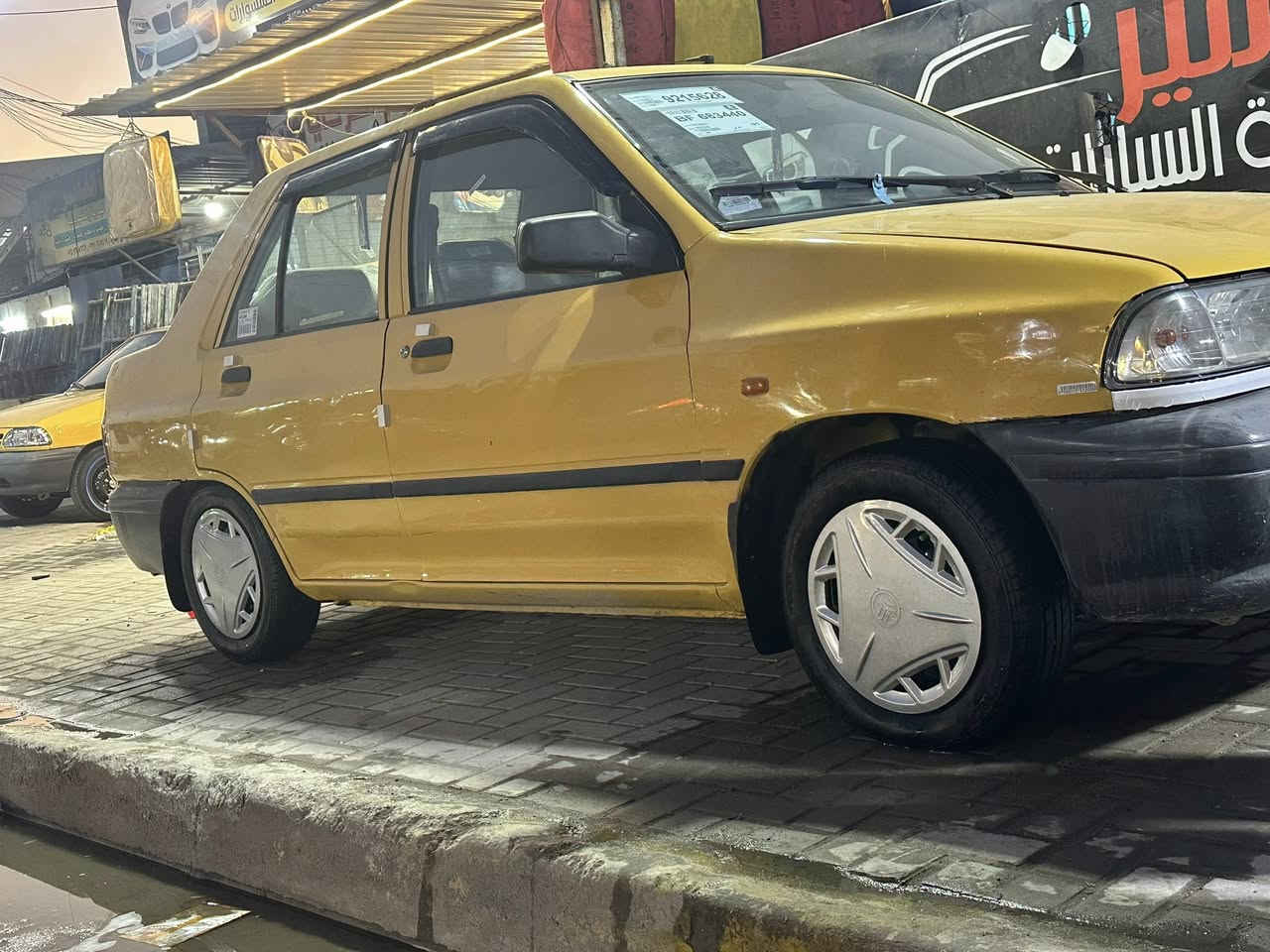 السلام وعليكم سايبا 2016 مكفوله كفاله عامه السياره كير ومحرك وحداديه كله كفاله صدر خلفي امامي جديد تخم تاير جديد السياره مدوشمه عام مصفره هيه وغرامات السعر 40 مكاني بغداد البياع شرطه الخامسه الرقم ***********
