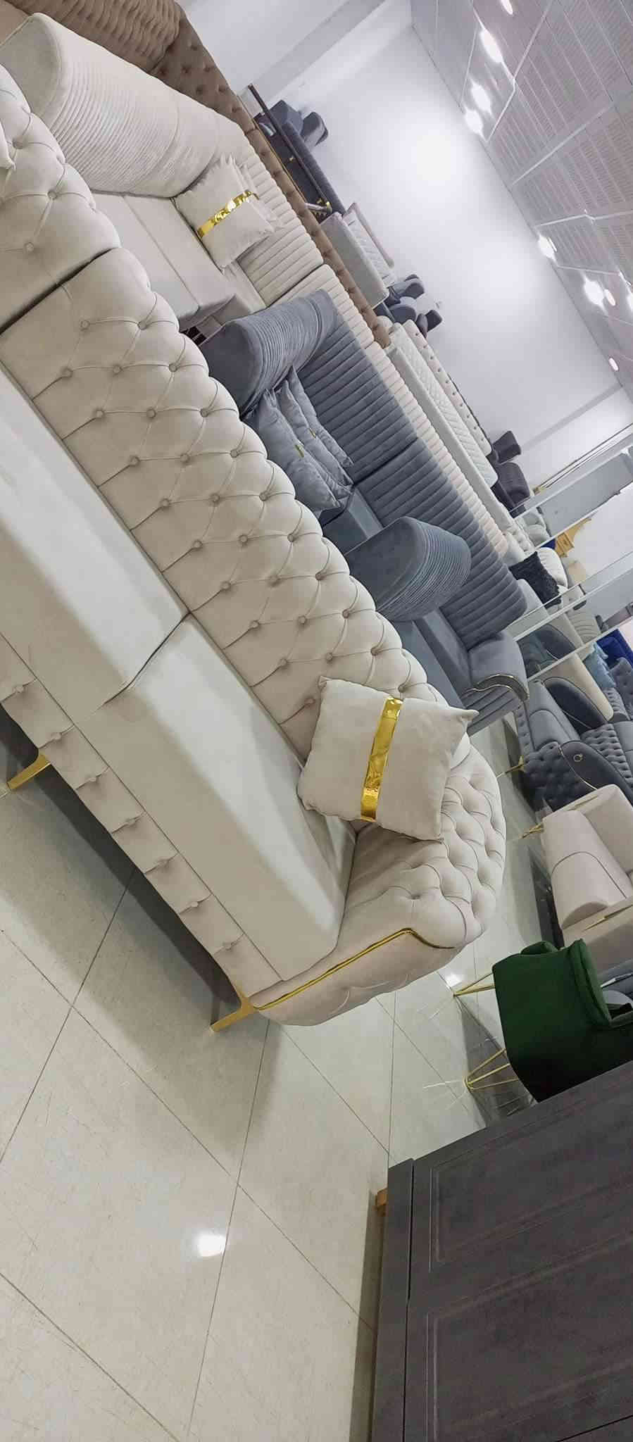 عروض من معملنا تختلف عنوان سليمانيه اسعارنا لديوان 10مقعد بضمان سنه وصاعد تبدأ 310الاف وصاعد حسب موديلات وتساب للحجز بجمله ❤️ ***********
