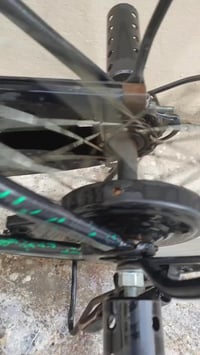 بايسكل بناتي موشم للبيع بايسكل نضيف وجديد بريك دسك 90 وياله مختمه شبجه...