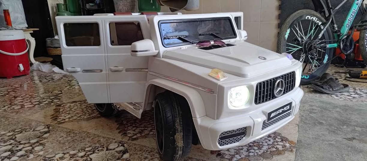 سەیارەی شەحنی منداڵان بێ عەیب زۆر کەم بەکارهاتوە وەك تازەوایە بی کیشەیە نرخی 90 هەزارو معامەلە 
*********** السليمانية, العراق
