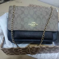 جنطه كوتش • جلد • مختمه حفر