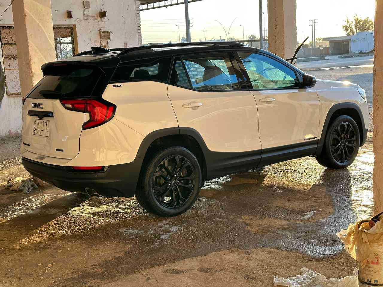 جمسي تيران موديل 2020
محرك 2000 تيربو
فول مواصفات
سنويه بسمي
رقم بغداد 
استخدام شخصي
حادثها بنيد مبدل وجاملغات راجعات بارد
بيها حالوب قليل 
سياره حلوه ونضيفه واحلا من الصور


**إذا كنت صاحب هذا الإعلان وتريد حذفه لأي سبب، رجاءا أرسل رسالة إلى الدعم الفني**