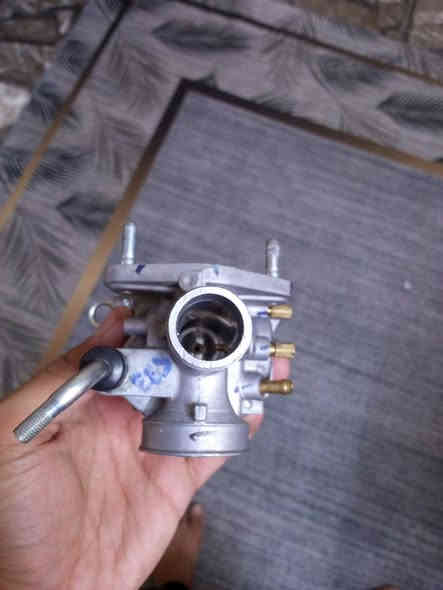 كابريتر تكتك للبيع شتريتة قبل فترة وطلع مو منة الصوج سعر 20 الف العنوان بغداد العبيدي شارع عشرين ***********
