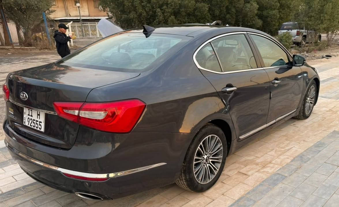 كيا كادنزه موديل 2016 وارد امريكي حادثه جاملغ بسيط بدون دواخل
فول مواصفات 1/1
محرك 6سلندر اوتوماتيك كير محرك مكفولات
تبريدثلج 🥶 تخم تاير حداديه صدر ممتاز  
بيها قطع صبغ سبب جراد ابيع صبغ حزام 
سعر112 ورقه  
عنواني بغداد ***********
