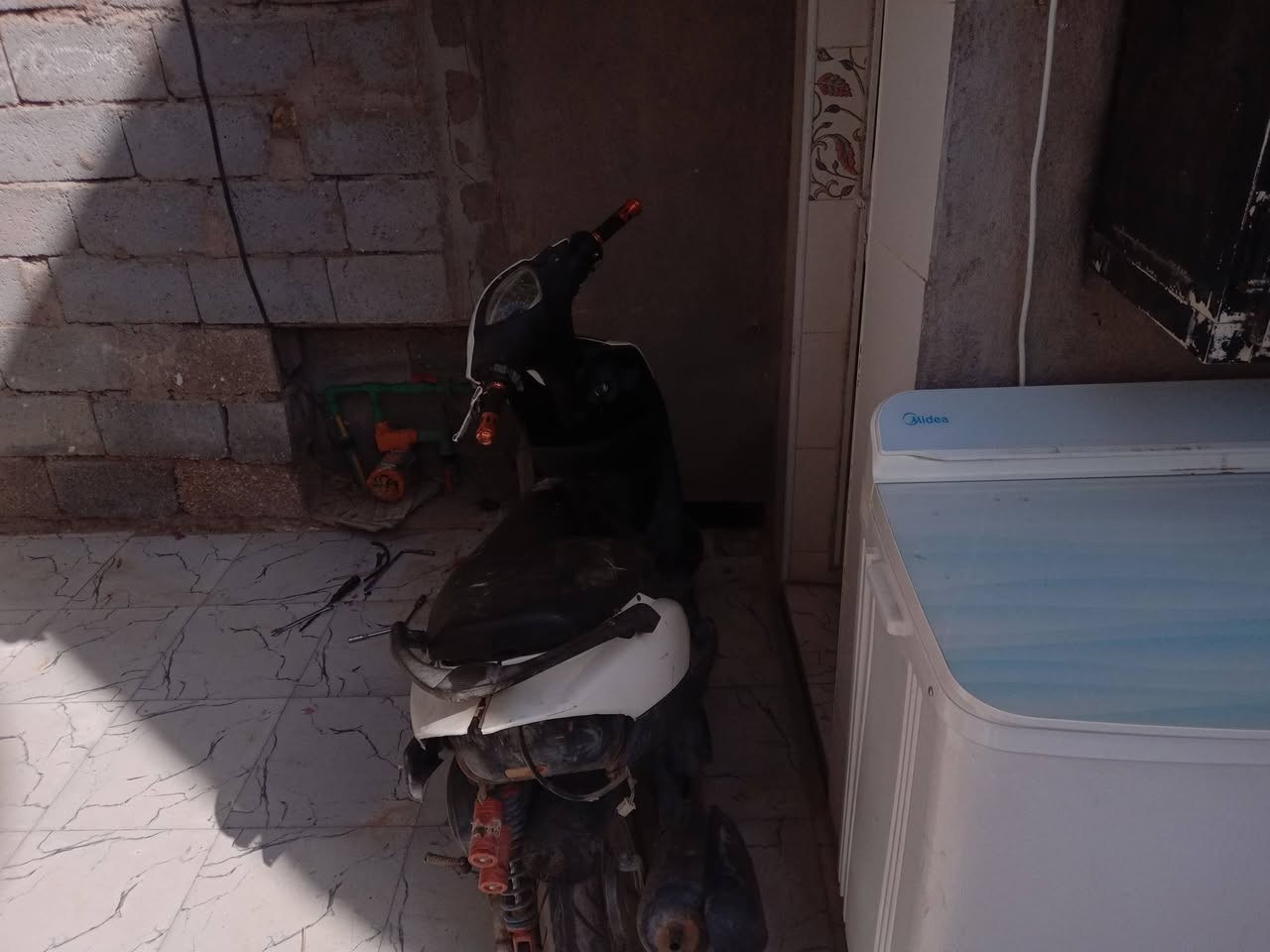 سلام عليكم
دراجه ماكس عدله للبيع الدراجه نضيفه جداً المحرك ما مجفت ولا مفتوح المحرك نضيف نقصه جوين الدراجه جنت امشي بيه وطفت الجوين مكطوم يعني عطله ما يكلف 10 الاف ابيعه 350 وبيه مجال واقصاد هم ابيع العلوان الحر حي سومر متواجد في الخاص


**إذا كنت صاحب هذا الإعلان وتريد حذفه لأي سبب، رجاءا أرسل رسالة إلى الدعم الفني**