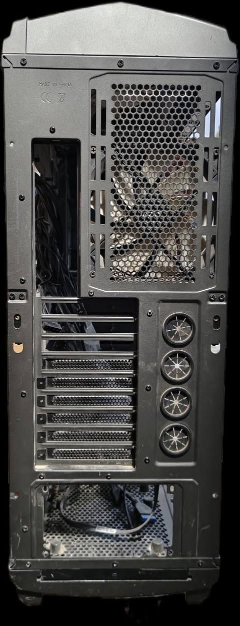 كيس گيمنگ PC فارغ مع مع انارة RBG داخلية ومراوح عدد 2 و اسلاك التوصيل ومنافذ USB عالية السرعةة
..........
عنواني نجف وماعندي توصيل و السعر 75 الف و بي مجال بسيط


**إذا كنت صاحب هذا الإعلان وتريد حذفه لأي سبب، رجاءا أرسل رسالة إلى الدعم الفني**