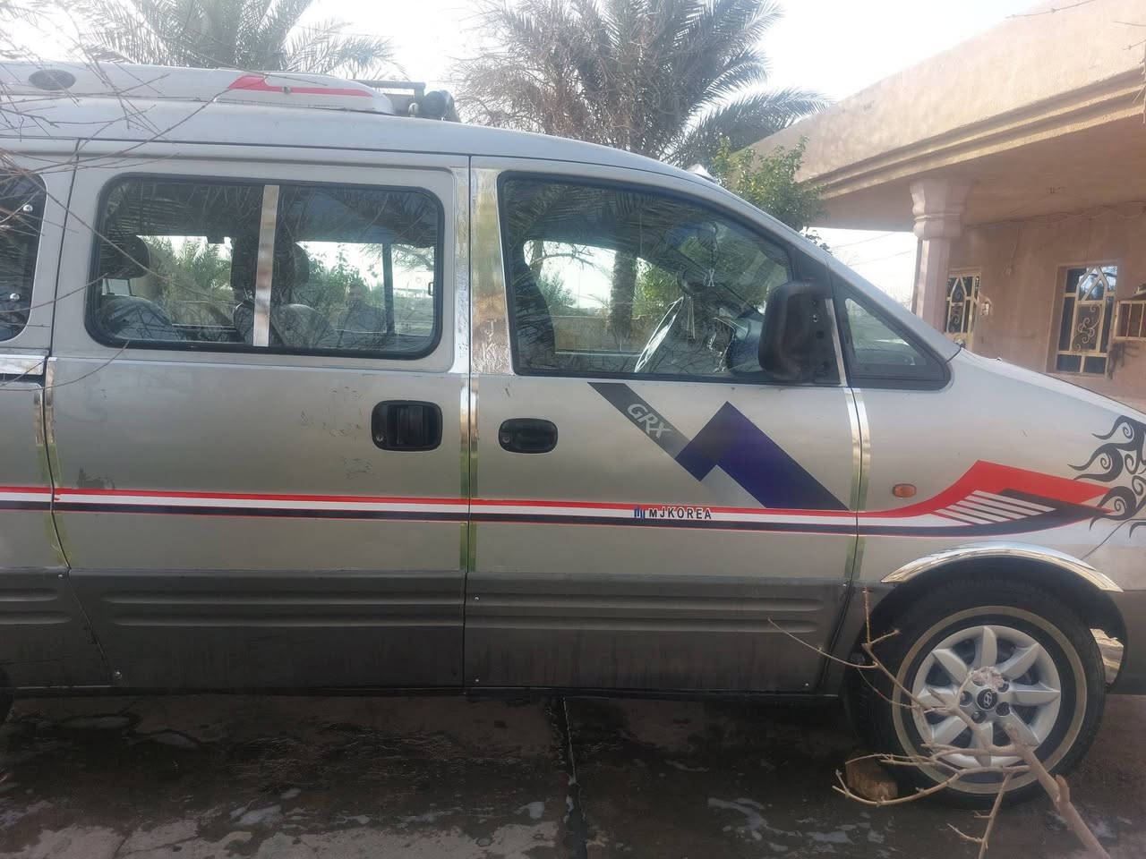 ستاركس 2007سياحي مكفول مكينه جديد لاتبخير ولا تنقيص گشر مكفول للاستفسار ***********
