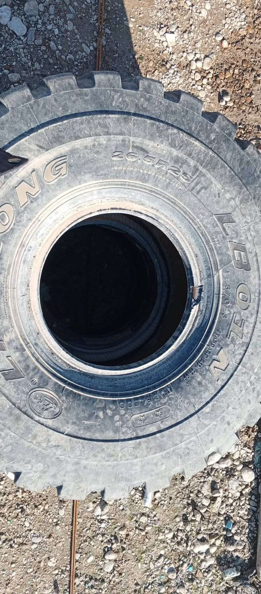 اطارات مع وياله للبيع للاستفسار *********** معرض ابو عادل كركوك
