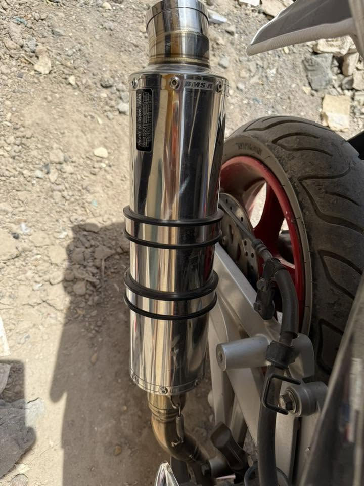صلنصه رياضي ياباني قطعتين ام الحساس جديده حيل للبيع او مراوس مع بلادي ماجستا اس الحديث واتساب ‭0750 641 3265‬
***********
