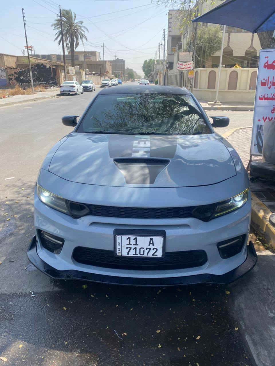 سلام عليكم جارجر دايتوانا مديل20 سياره فول للخير عده الفتحه تو ويل صور لحادث وسونار موجوده سعره 200 وبيه مجال  مراوس عادي***********
