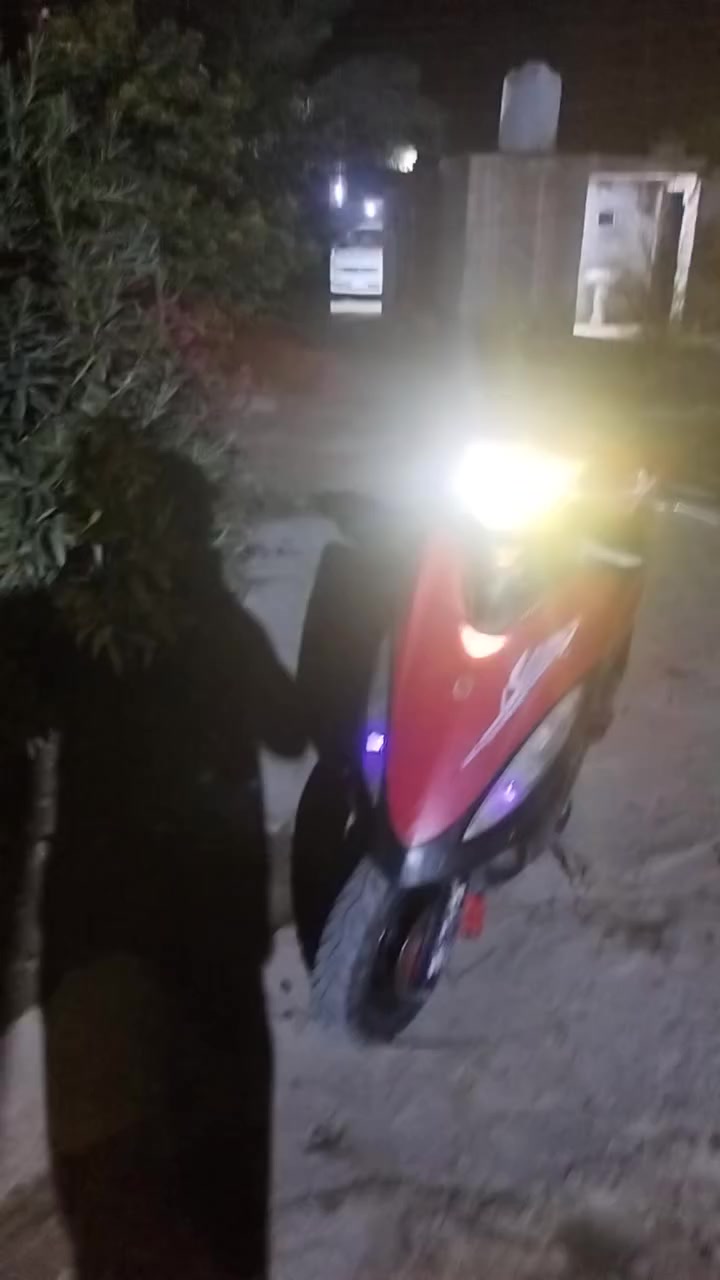 السلام عليكم.. جي فور .. شغاله .. سلف .
ابيعه كوم حديد.... السعر 150.. المكان قضاء الغراف


**إذا كنت صاحب هذا الإعلان وتريد حذفه لأي سبب، رجاءا أرسل رسالة إلى الدعم الفني**