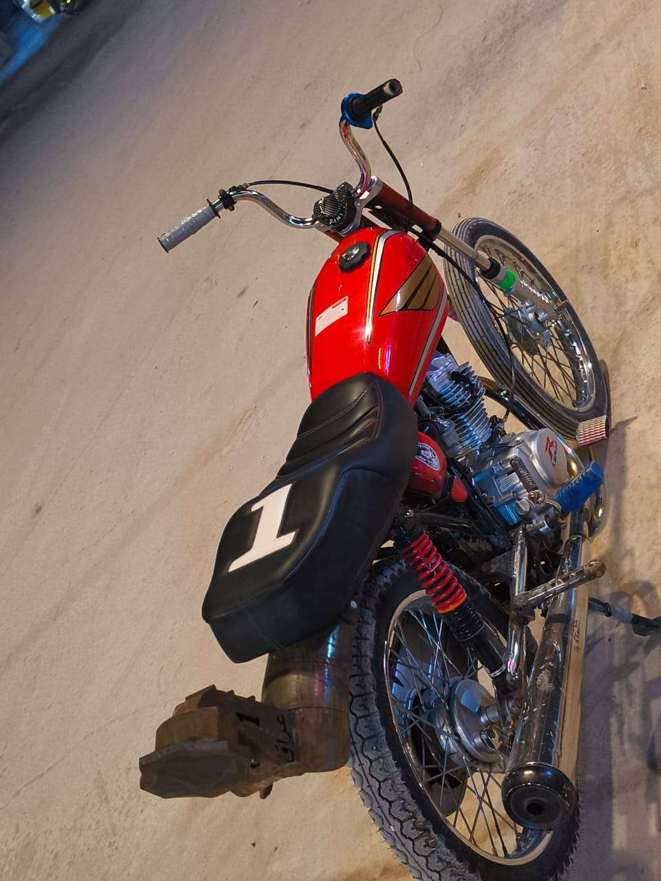 سلام عليكم تعمير نضافه100/100 تعمير 24رايبدو شاصي 22نامه أوراق اصولي السعر 750الشراي بيه بي خير ويدلل مو شراي اخيك لا تراسل ولا تخابر ***********
