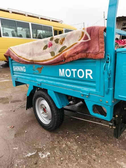 السلام عليكم ستوته للبيع جمره كربلائيه فحل باب اول عينه إلكتروني ستوته رقم وسنويه موديل 2023 وطالعه بل 2025 صارلهه شهر من طالعه من الوكيل ستوته جديده زيرو مرقمه و مضمومه ما مشتغله مكفوله كفاله عامه
مكاني ميسان العماره قضاء الكحلاء
لشراي يتصل *********** 📞
