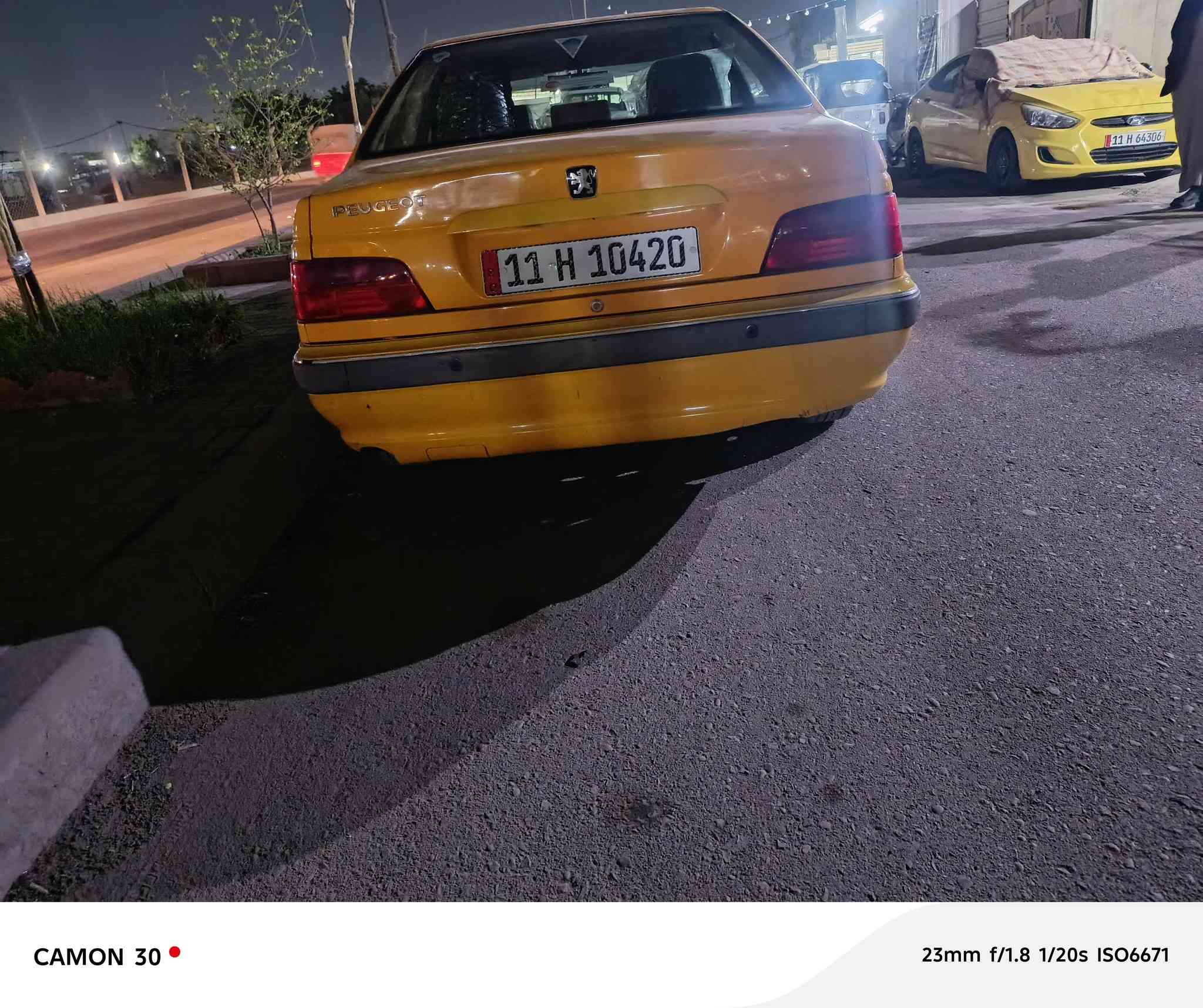 السلام عليكم بيجو بارص ١٨ السياره جديده كلش غاز بانزين لايت زنون هورن يوكن بيه كصه البنيد اثر رصعات نصبغت وبيه شبرين صبغ بقبق الجنطه اثر شخوط السياره طخ ما مطخوخه تخم تاير اصلي جديد وويل جديد والباقي كفاله السعر ٦٥ مكاني بغداد كفاءات العبيدي ***********
