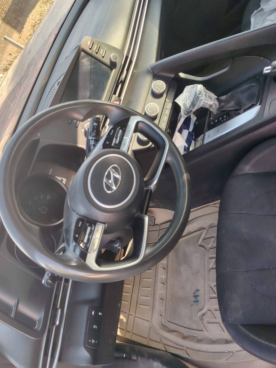 السلام عليكم سياره النترا للبيع موديل 2022 وارد امريكي رقم معوقين ذي قار تبديل جاملغ وبنيد للاستفسار الاتصال على الرقم ***********
