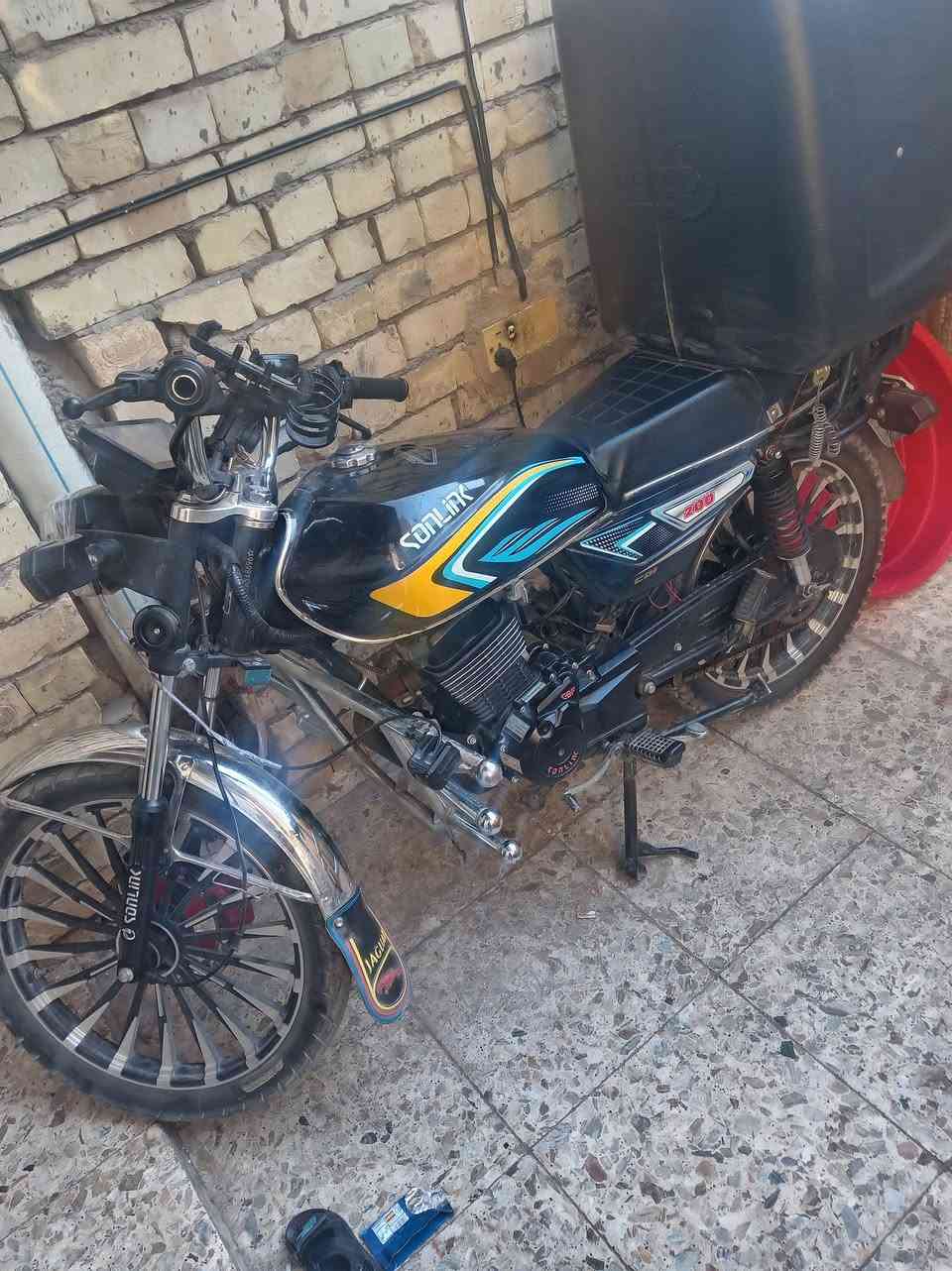 دراجه ايراني مديل 2025 بغداد الشعب سعر 800 وبيها مجال ***********
