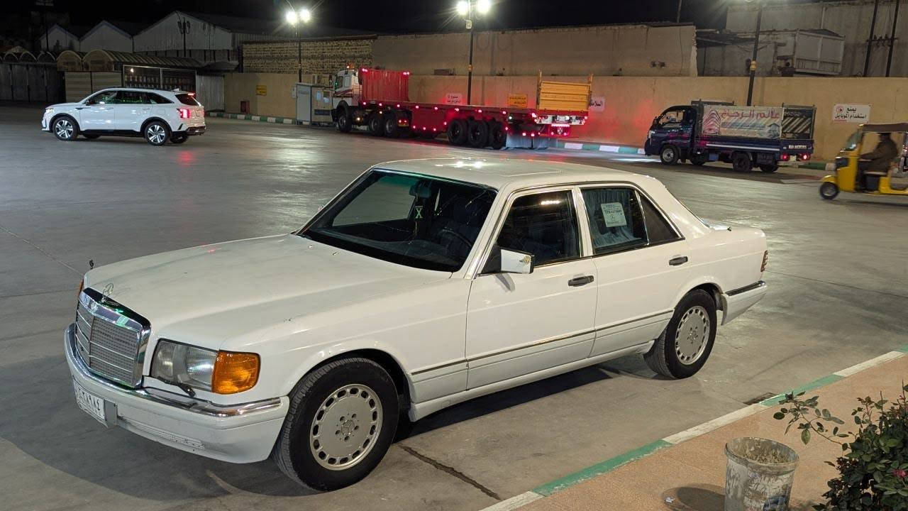 السلام عليكم
مارسدس جامبو 300 باب قصير موديل 1986 
محور 3000vvt 
تخم تاير جديد مع السبير
غرفة نظيفة 
قواعد دبل بلاد 
السيارة مكانها ميسان العمارة 
السعر 45 مستعجل ع البيع محتاج فلوس
*********** وخاص موجود

