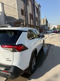 راف فور 24 للبيع مواصفات xle رقم بغداد ب اسمي 07826657779
