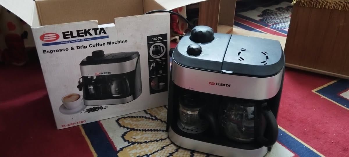 "اصنع قهوتك المفضلة بكل سهولة مع جهاز صنع الإسبريسو والقهوة العادية! ☕️*
- صنع الإسبريسو والقهوة العادية
- سهل الاستخدام والتنظيف
- تصميم أنيق ومدمج
- بسعر مناسب!
احصل عليه الآن وابدأ يومك بقوة!"


**إذا كنت صاحب هذا الإعلان وتريد حذفه لأي سبب، رجاءا أرسل رسالة إلى الدعم الفني**