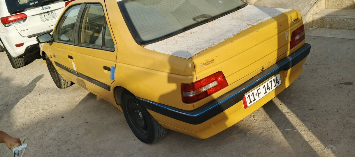 بيجو 405 موديل 2015 سنوية 2027 بأسم ولد شرط التحويل مامطلوبة ربع مصفرة هيئة وغرامات السيارة بيهه خياسات قليلة بلدوس وبداية خياس بلقمارة البدي شوف العين كدامك مكينة وگير بلچيس تبريد وتدفئة وكهربائيات كلهه شغالة تخم تاير البطاين الكدام شوي تعبانات دواخلها حلوة سيارة مال تكسي دك سويج واطلع بس الحدادية تعبانة عوزهه السعر 32 وبيهه مجال للشراي ياخذ عيوني
للاتصال والاستفسار 
*********** البصرة, العراق
