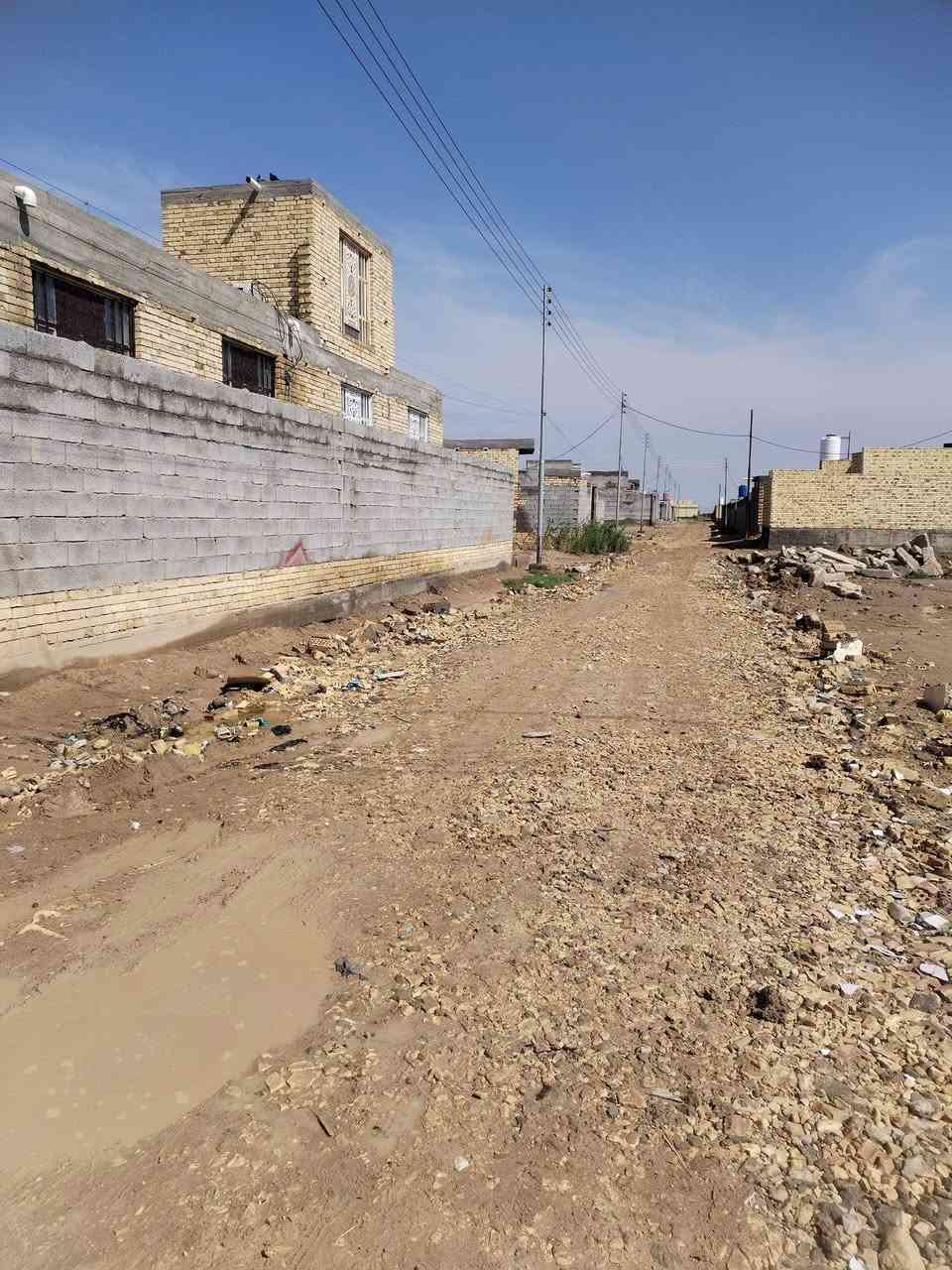 سلام عليكم قطعه لبيع مقابيل حي تربه طابو اسهم سند ٢٥  قرب بيت بو حسن لجواي ١٢ ونزال ٢٠ مكانهه كلش حلو ومتوفر كافت ألخدمات  لشراي يتصل وانه بخدمت لشراي ***********
