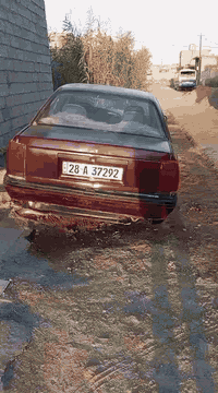 اوبل للبيع اوميكا موديل 1993 سياره شغاله وجديده السنويه ل 2030 السياره حلوه وكاعده تعال وشوفه بعينك مكاني ب الصويره السعر/17 وبيه
رقم/***********
