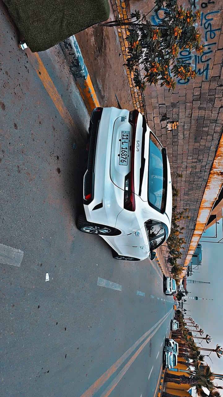 سلام عليكم   k3 للبيع مديل 2023 وارد خليجي تجميع صيني  محرك ١٥٠٠ دوش دبل نوزل سياره جديده ماشيه 37 الف  
 مواصفات فول تحكم استيرن
ثلال وضعيات قياده فتحه سقف بصمه
كشنات جلد بيجي
تحديد سرعه
كامره دواره  تحكم بل كامره
عداد سرعه ديجتال
لايت اليدي زنون ٣ عدسات + حجاب
شاشه اعطال
تبريد قطعتين مناخي
شحن لاسلكي
تنبيه كشنات خلفيه
٤ دسكات ايبيسي
اشاير بل مري 
حساس ضغط الاطارات
كير طياره مع شاشه للنمر
ايرباكات ٦
‏AuTo HOLD
‏DRIE  MODE
هند بريك بصمه
بصمه ابواب
فول تحكم . 
رقمه 
 بغداد البياع 
سعره 140 بيه مجال  شي قليل 
***********
