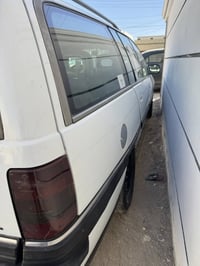 اوبل 92  مكينه 2400  جاهزه كير ومحرك خير من الله السياره جاهزه من كلشي...