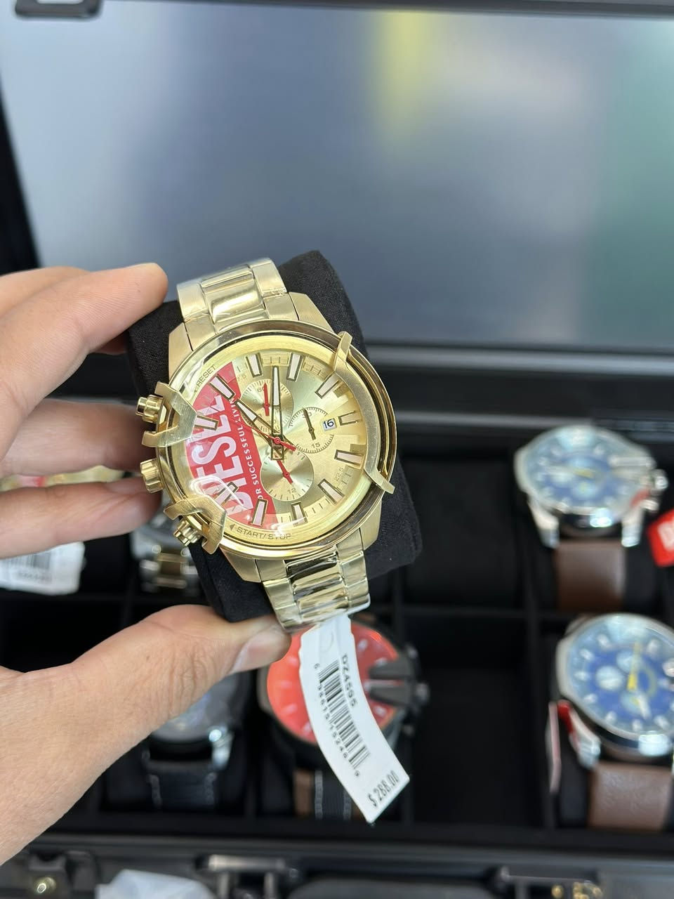 ساعات ديزل قطع اصلي وكاله
جديد غير مستخدم 
قطع مميزه 
اسعار مناسبه
تفاصيل داخل الفديو


**إذا كنت صاحب هذا الإعلان وتريد حذفه لأي سبب، رجاءا أرسل رسالة إلى الدعم الفني**