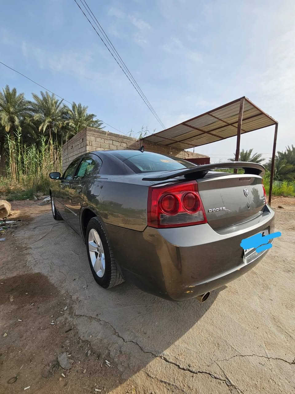 للبيع: دوج جارجر (Dodge Charger) موديل 2010
المواصفات العامة:
​الموديل: 2010
​الفئة: SXT
​المحرك: 6 سلندر (V6) بسعة 3.5 لتر (بحالة ممتازة)
​الرقم: بغداد (رقم ألماني/إنجليزي جديد)
​الاضافات والمميزات:
​داخل كشنات جلد بلون أسود بحالة نظيفة جداً.
​نظام تشغيل (بصمة).
​شاشة عرض وسطية حديثة مع كاميرا.
​تحكم ستيرن.
​تخم تاير وويلات بلاد حجم 17.
​جناح خلفي (سبويلر) بلادي.
​السيارة جاهزة من كل النواحي (مكينة، كير، وتبريد).
​📍 المكان/الموقع: بابل - قضاء المحاويل - طريق علي ابن الحسين.
📞 للتواصل والاستفسار:[***********]
