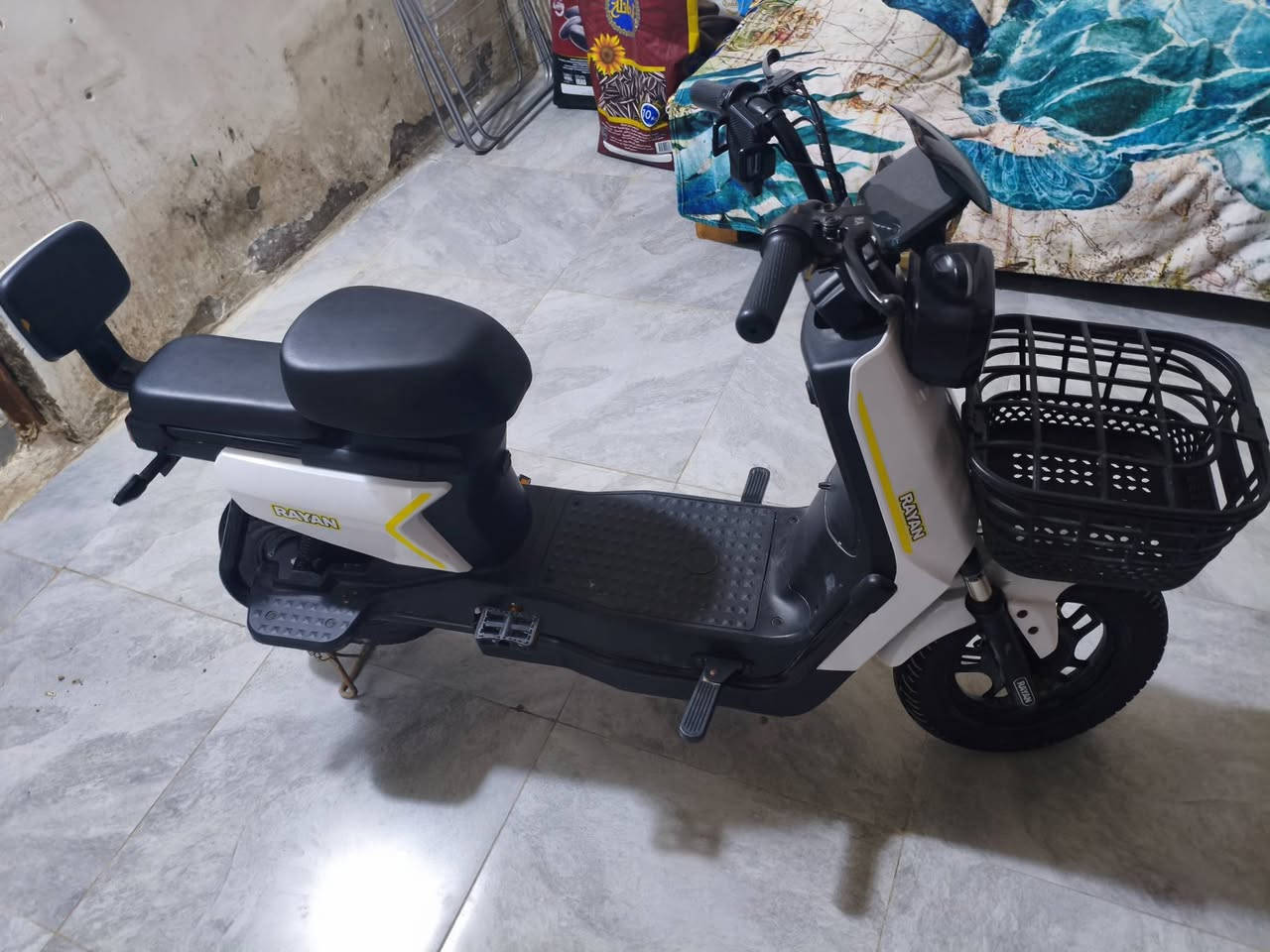 دراجةشحن الريان للبيع الدراجة جديدة سرعتة 55حقيقي تشغيل عن بعد بصمة وسويج الدراجة كاملة مكملة
السعر 350الف وبيه مجال للشراي 
الموقع سومر تقاطع السوق العصري


**إذا كنت صاحب هذا الإعلان وتريد حذفه لأي سبب، رجاءا أرسل رسالة إلى الدعم الفني**