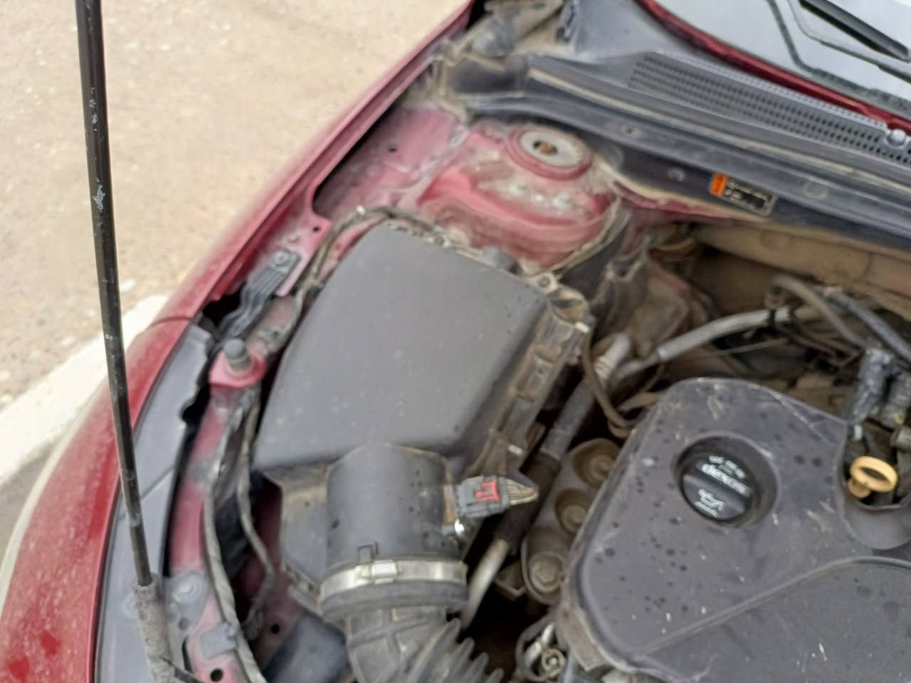 السلام عليكم ورحمه الله ،،،
ماليبو 2018 رقم دهوك مسطرة انكليزي 
السيارة بيها قطعتين تبديل ويمكن قطعتين صبغ
ما مسجل على الكوبون ،،، محرك وكير شرط 
السعر ، 95 وبيها مجال الطيبين
العنوان/موصل حي التأميم 
تلفون ،،،***********
سيارة حلوه مال بيت وجاهزة
