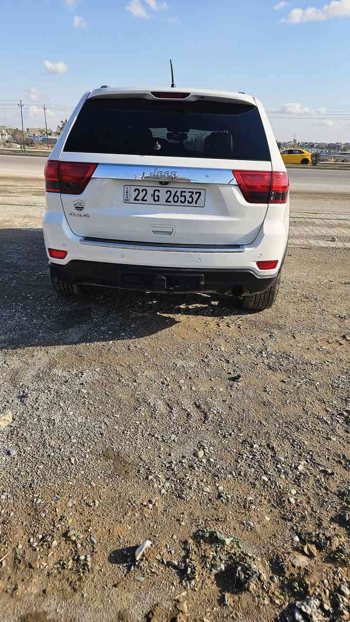 جيب 2012 مواصفات اوفرلاند يعني أعلى مواصفات بالجيب سنوية ورقم جديد بطاقة بنزين بيها اربع قطع صبغ بدون تبديل السعر 150 بيها شويه مجال ***********
