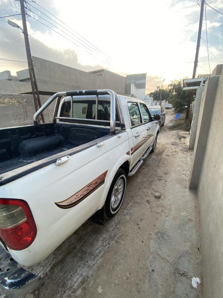 بيكم سكتي
موديل 2012 رقم نجف إنكليزي  هزه جديده بأسمي
السياره جاهزه من كلشي 
 السعر 45 
مكان السياره حله 
***********
