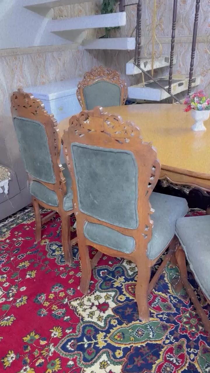 ميز طعام للبيع صاج تكمة مصري 6 كراسي نظيف اي ضرر مابي المكان بغداد الشعلة ام نجم ب500 وبي مجال بسيط ..


**إذا كنت صاحب هذا الإعلان وتريد حذفه لأي سبب، رجاءا أرسل رسالة إلى الدعم الفني**