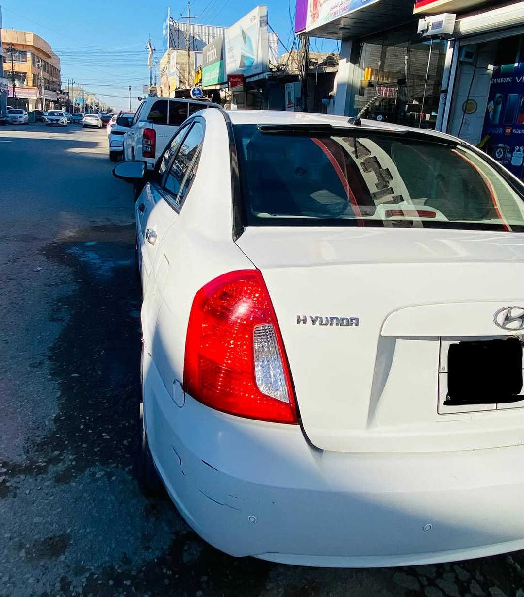 السلام عليكم
اكسنت 2010 خليجي
حجم محرك 1600
جام سيارة كهربائي
شاشة وكامرة شغالة
 بيها صبغات
مكينة و كير مكفولات
رقم اربيل
مكانها النجف الاشرف
السعر 85 
للاستفسار  واتساب ***********
