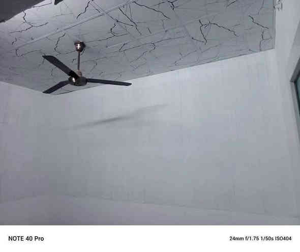 #دار للبيع:--مساحة 160 متر 
#موقع:-- بنجاعلي خلف محطة طاهر 
#ماء حلو 
#موقع مميز جدا
#فرع عريظ
#فرع تبليط
________
محتويات 
 غرفتين نوم+مطبخ+هول +استقبال +صحيات
............................... 
سعر 45 مليون بي مجال قليل
............................... 
للاستفسار اتصال عالرقم
 ***********
***********
او راجع مكتب عقارات اسيا
