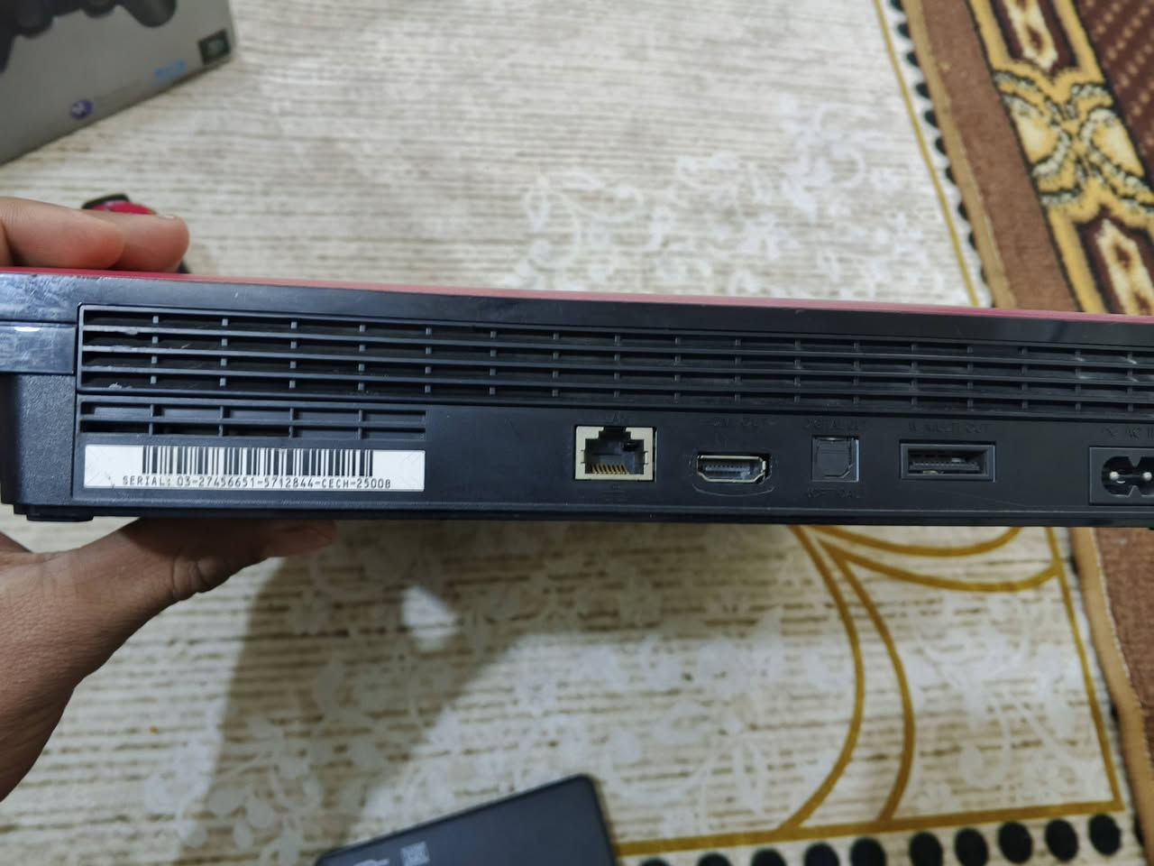 السلام عليكم ورحمه الله وبركاته
بلي 3 للبيع كامل نضيف كلش مكاني بغداد البلديات 
الشراي يتصل ***********
