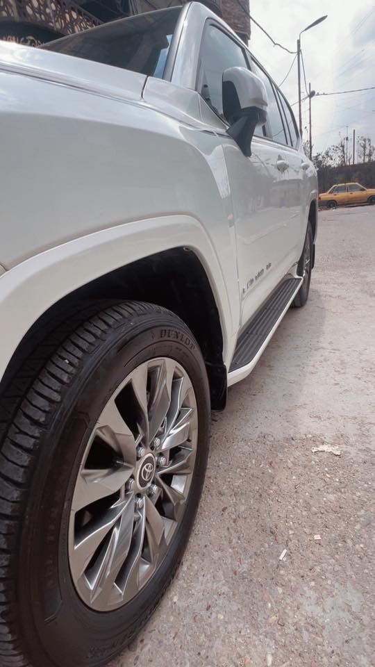 سلام عليكم شباب سياره اللبيع موديل 2024سياره بعده بحالت لوكاله بعتها داخل ضمان شركه سياره مغلفه ببي اف سياره مكفوله كفاله عامه من كلشي سياره بسمي تحويل ثاني يوم رقم تصال ***********
