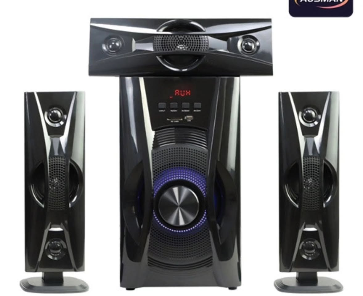 نظام المسرح المنزلي Nova Stars NS-8616، وهو عبارة عن نظام مكبر صوت للوسائط المتعددة بقناة 3.1 مصمم للاستخدام المنزلي والترفيهي. 
المواصفات الأساسية: 
نظام الصوت: 3.1 قناة (يتكون عادةً من مضخم صوت "Subwoofer" رئيسي وثلاثة مكبرات صوت جانبية "Satellites").
القوة: يتمتع بقدرة خرج تصل إلى 12000 واط PMPO (طاقة ذروة المخرجات الموسيقية) للحصول على صوت قوي وجهير عميق.
خيارات الطاقة: يدعم التشغيل عبر التيار المتردد والمستمر (AC/DC)، كما يتوافق مع بطاريات 12 فولت، مما يجعله مناسباً للاستخدام في الأماكن التي قد ينقطع فيها التيار الكهربائي.
الاتصال: يدعم تقنيات الاتصال الحديثة مثل البلوتوث، ومنفذ USB، وبطاقة الذاكرة SD، ومدخل AUX لتوصيله بالتلفاز أو الكمبيوتر أو الهواتف.

متوفر توصيل جميع محافظات العراق.

#خدمات_اهلنا
#العراق
#كركوك
#مضخم
#كركوك_حي_النصر


**إذا كنت صاحب هذا الإعلان وتريد حذفه لأي سبب، رجاءا أرسل رسالة إلى الدعم الفني**