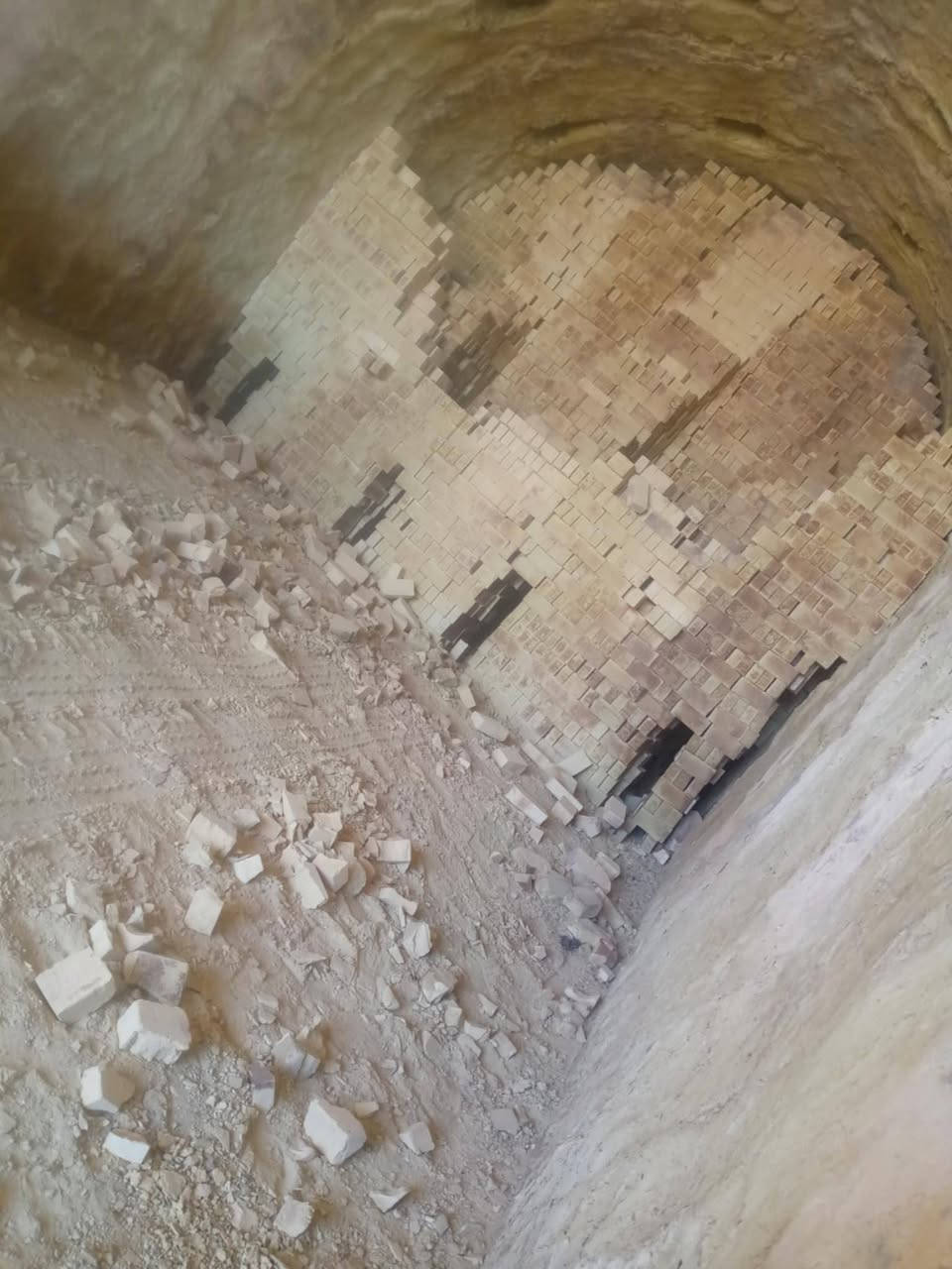 سلام عليكم اجود انواع الطابوگ لون وقوه وقالب وشرط عدد زايد توصيل جميع أنحاء البصره للاستفسار ع رقم *********** واتساب
